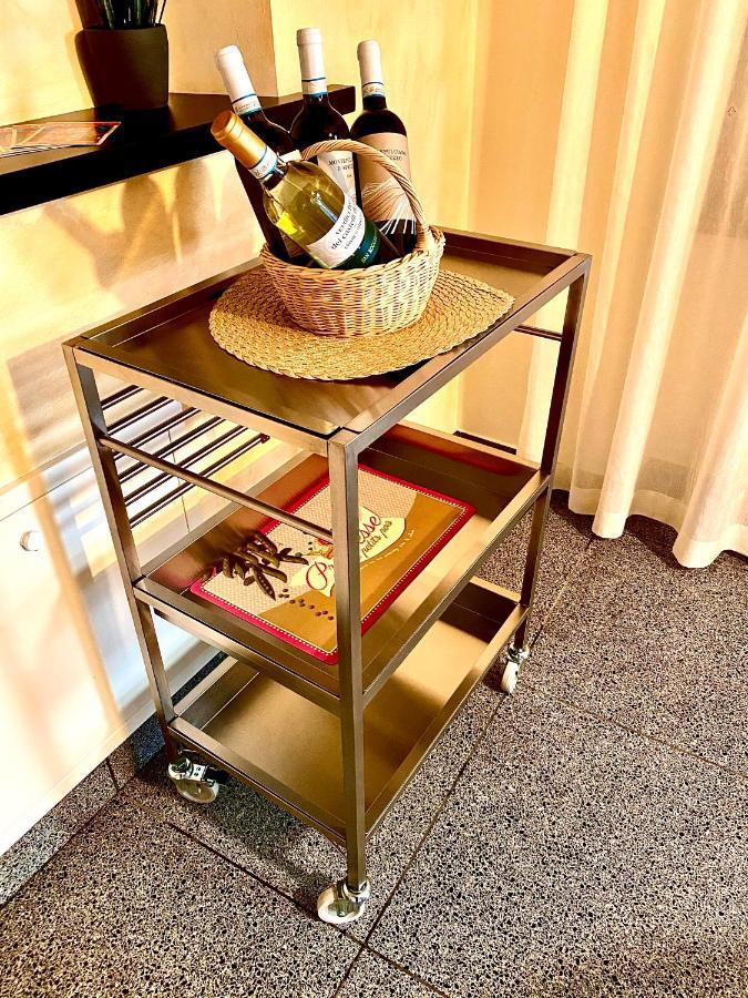 B&B Terrazza Sul Borgo Mogliano ภายนอก รูปภาพ