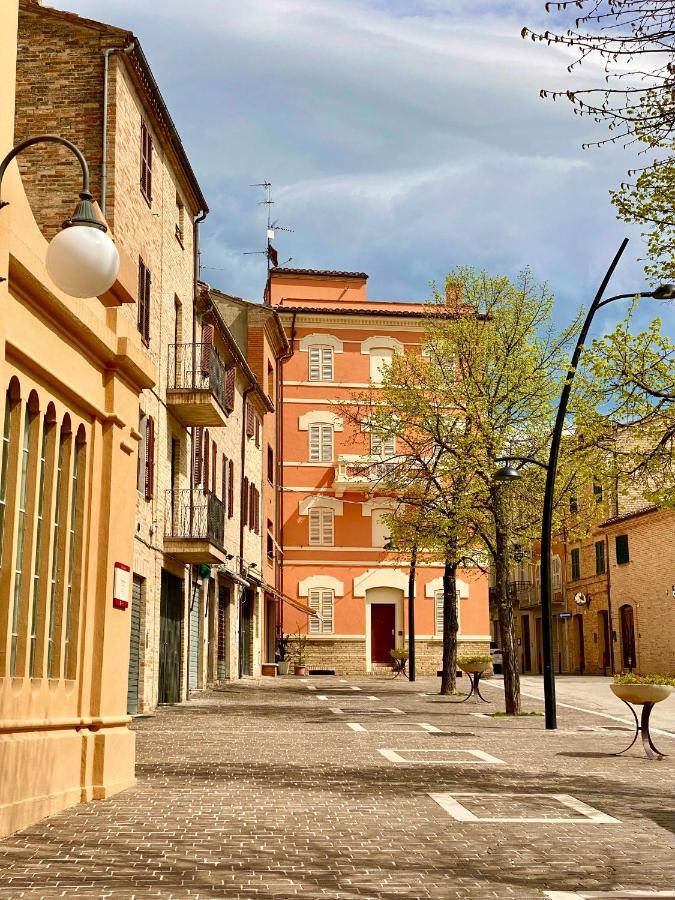 B&B Terrazza Sul Borgo Mogliano ภายนอก รูปภาพ